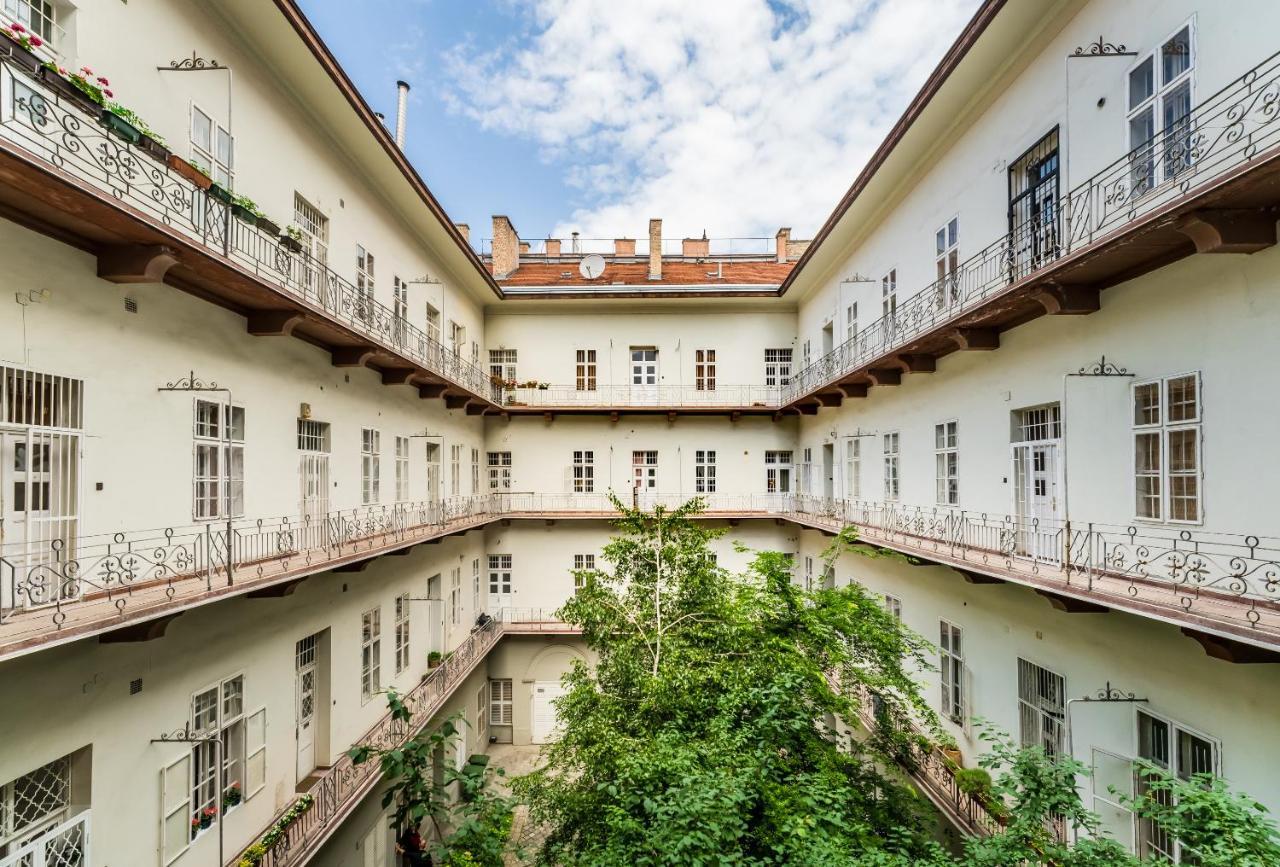 Apartment Simply The Location Budapest