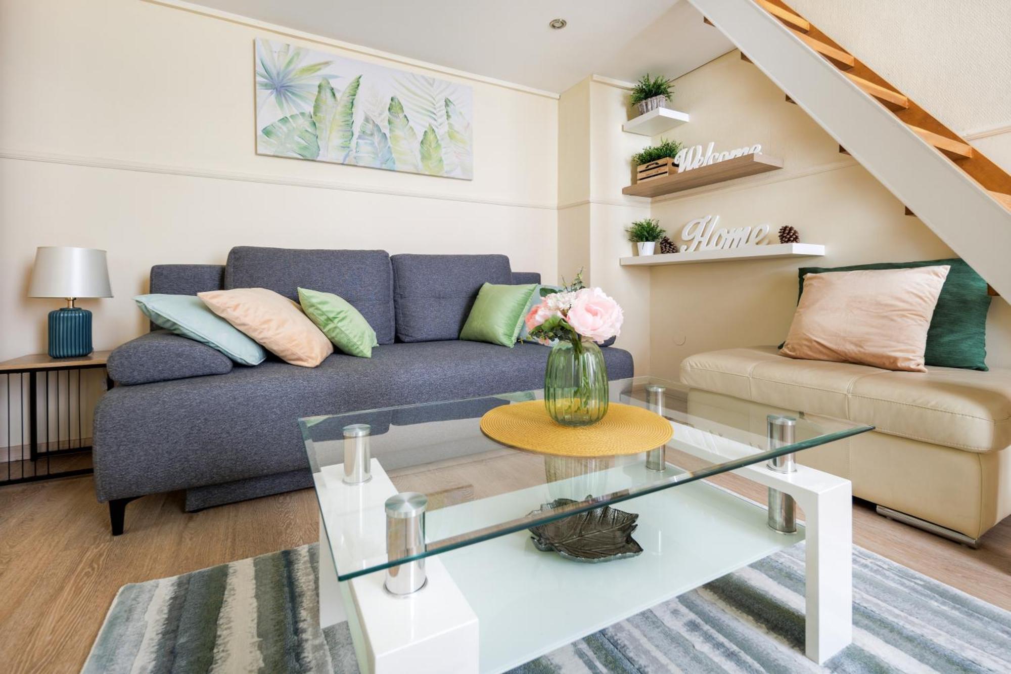 Simply The Location Apartment